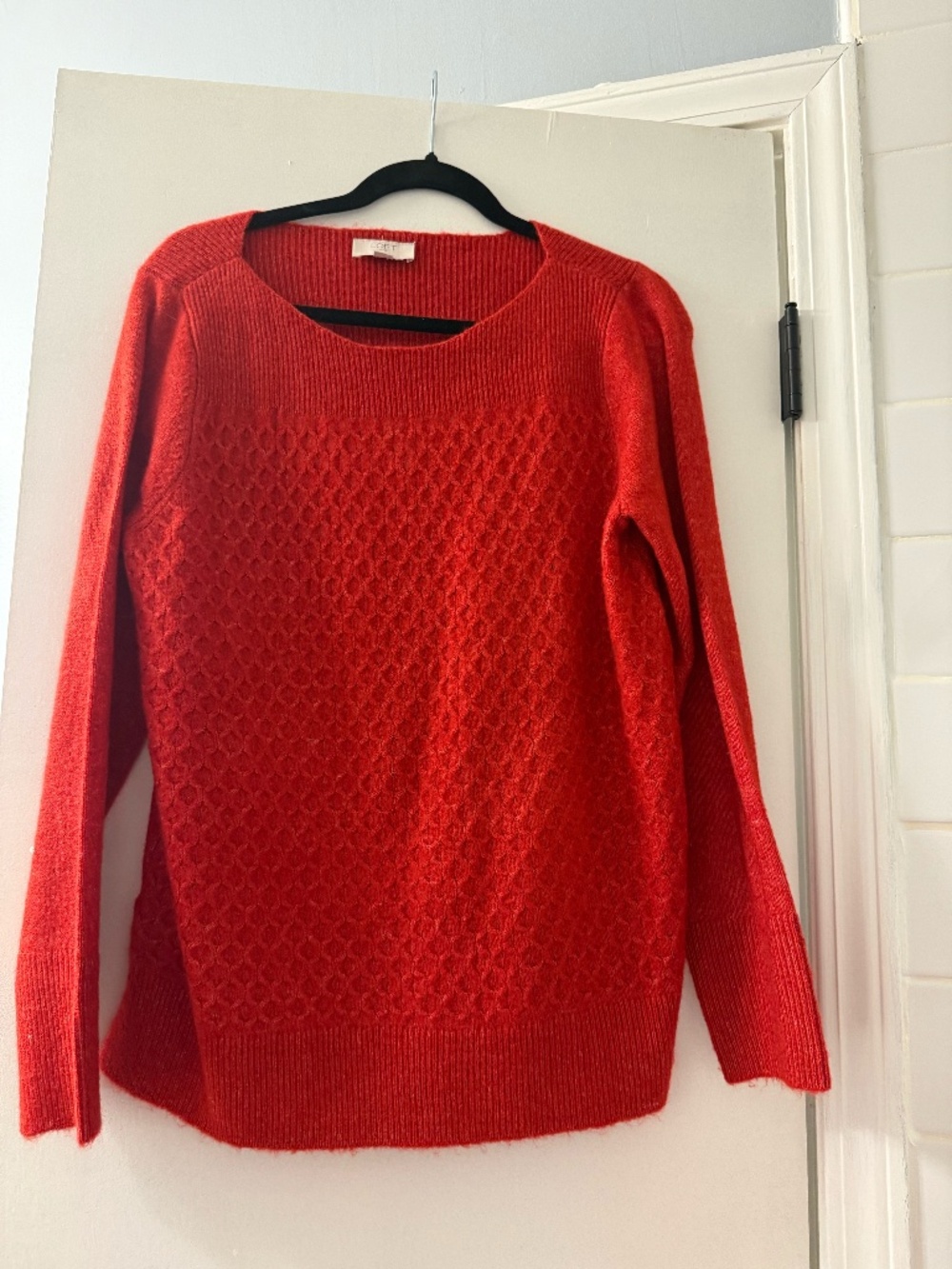 LOFT Outlet Petite Textured Long-Sleeve Sweater – Red – Size LP